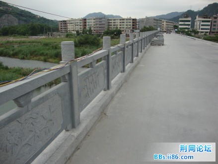QQ截图20120531152711.jpg