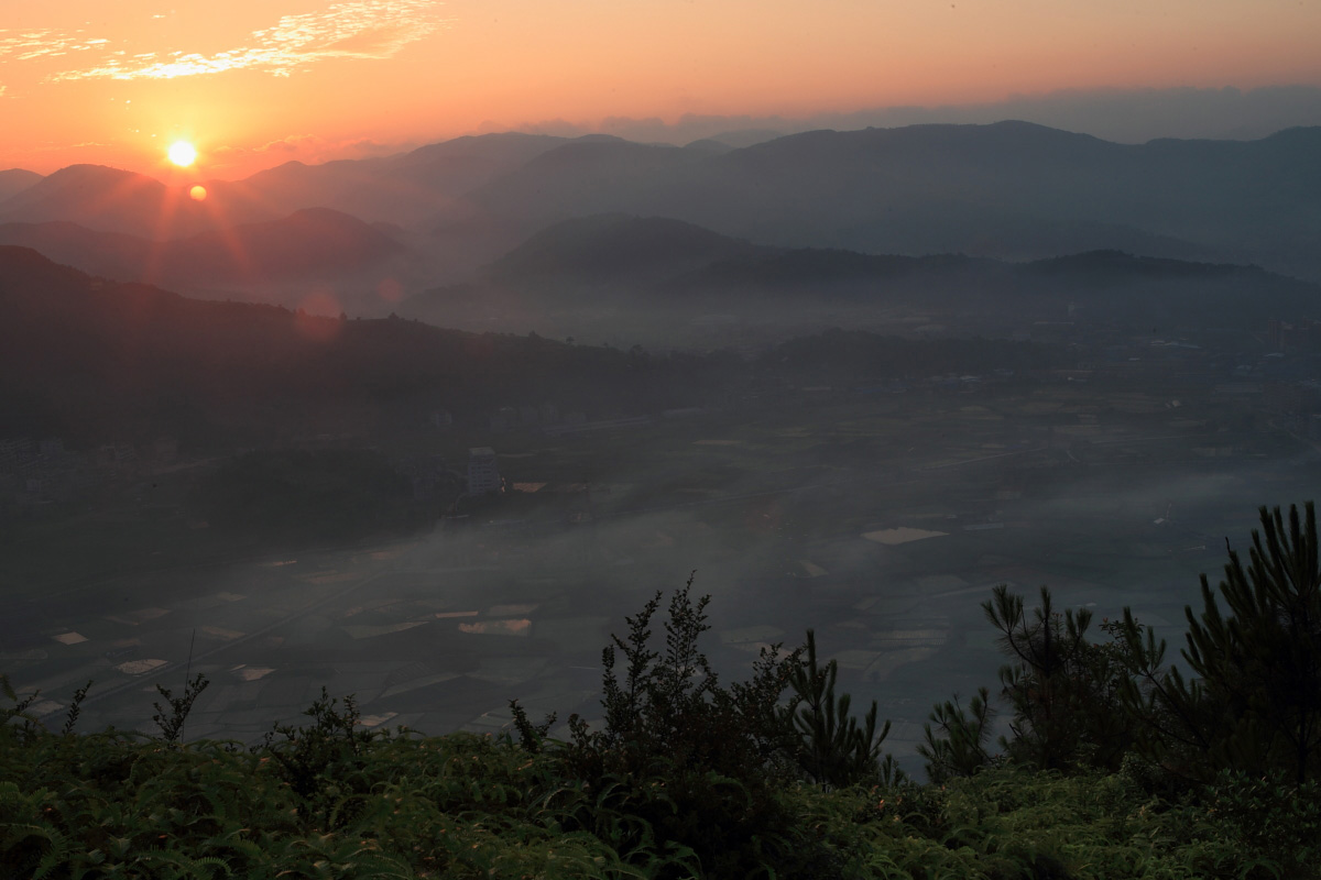 晨雾BI0E5711.JPG