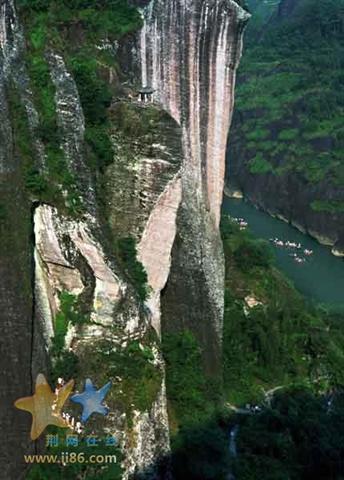 430x600_11896b0575d.jpg