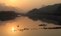 横溪头的夕阳下